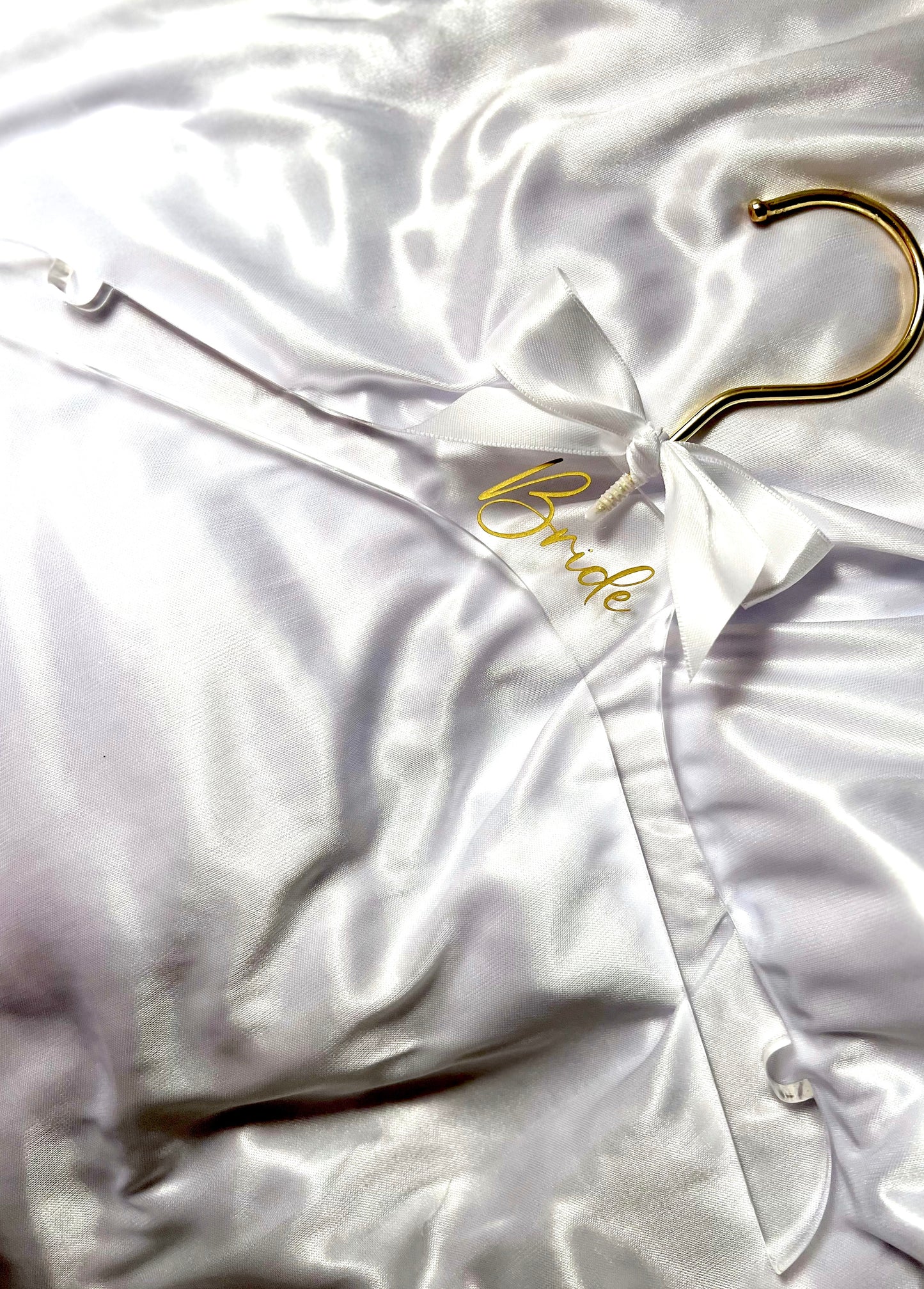 Kleiderbügel für die Hochzeit - Acryl/Gold